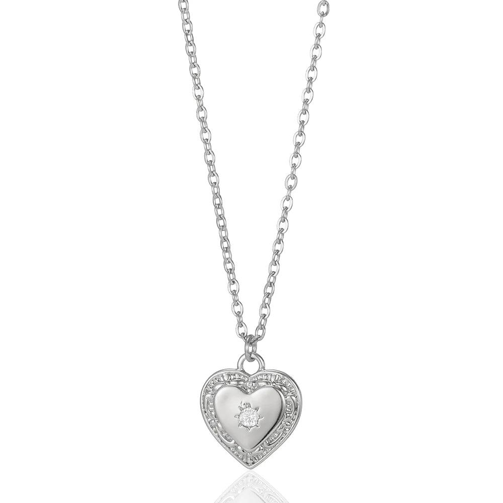 Inlaid Heart Necklace for Women made of stainless steel with a classic design, featuring an 11mm heart-shaped pendant.