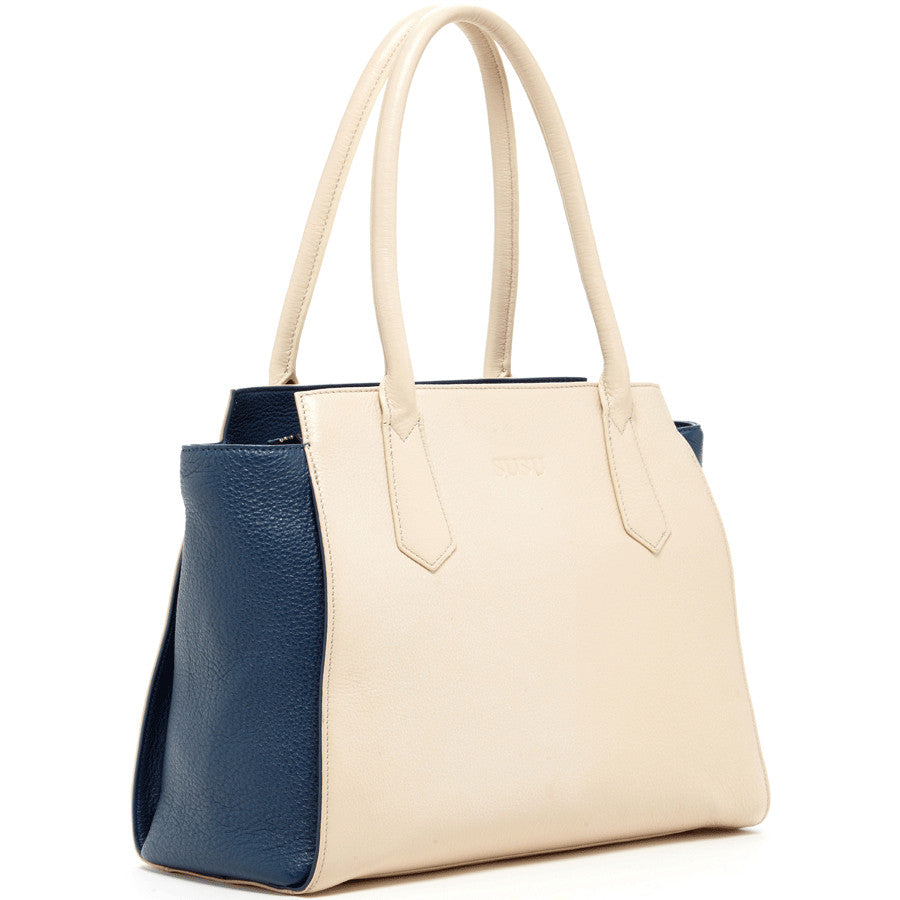 Jody Off White Tote Bag made of genuine pebble leather with gold hardware, featuring a spacious interior and double handles.