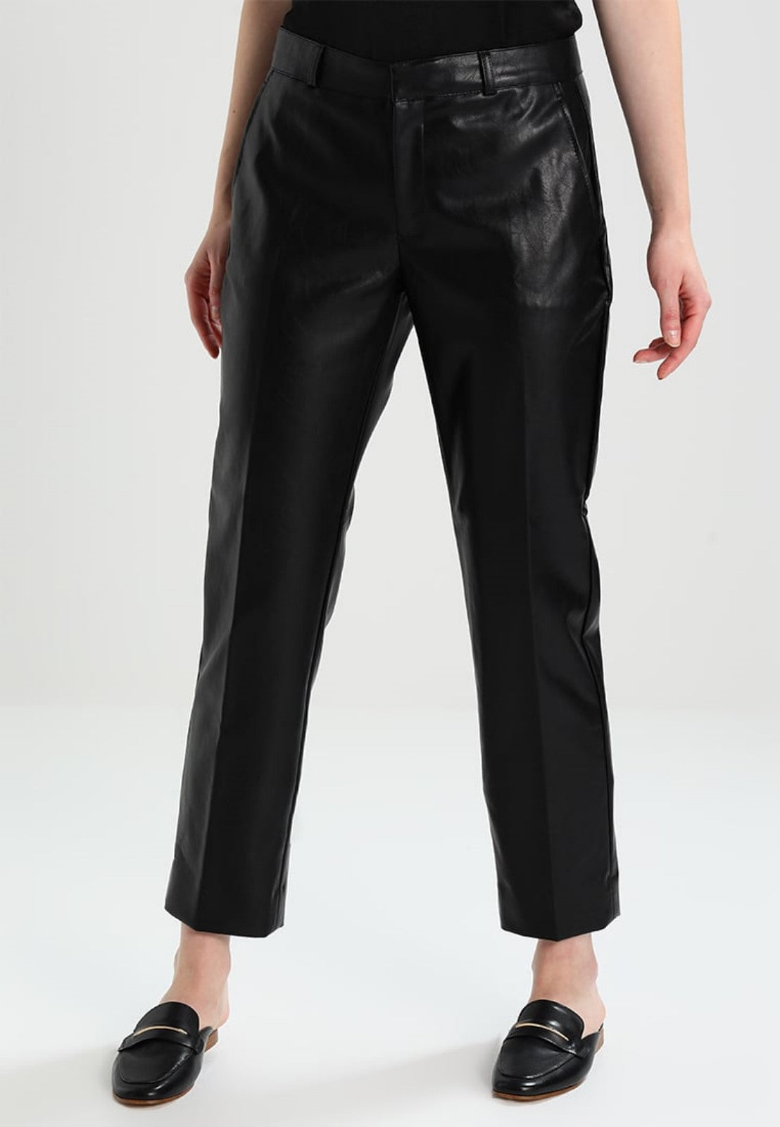 Koza Leathers Women's Real Lambskin Leather Capri Pant WP057 displayed on a mannequin, showcasing its sleek design and high-quality lambskin leather.