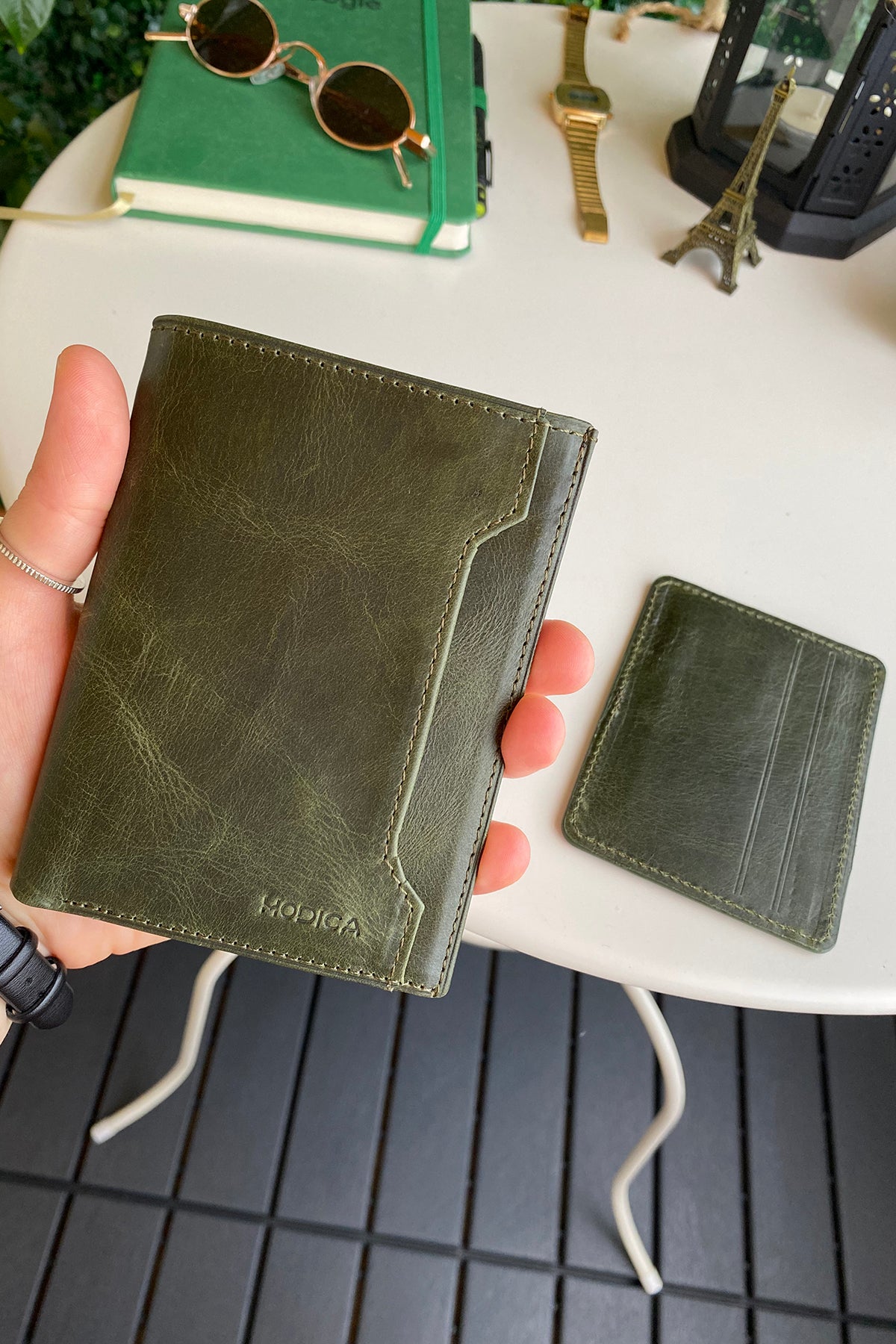 Oregon Genuine Leather Wallet featuring a removable card holder, showcasing its elegant design and multiple compartments.