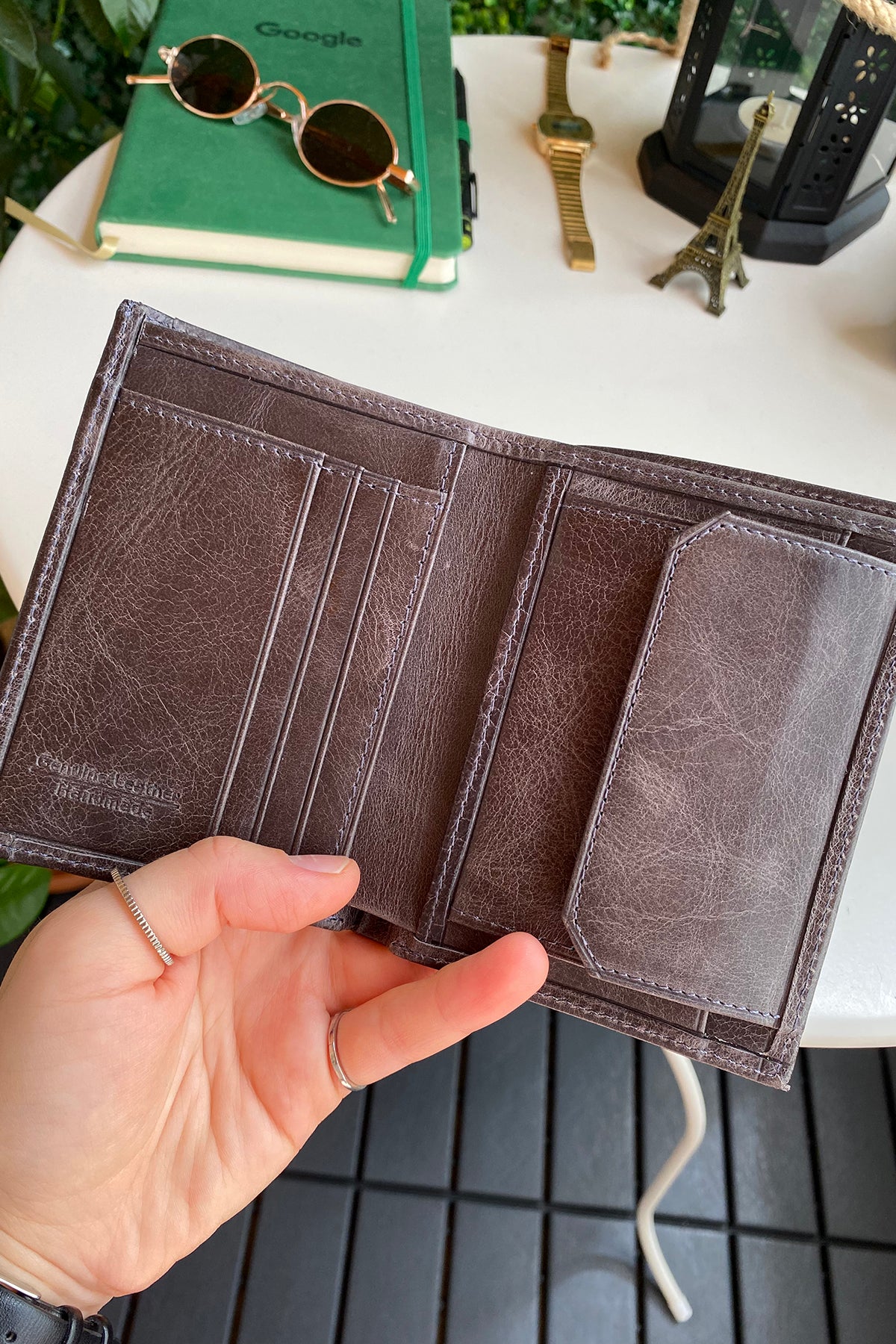 Oregon Genuine Leather Wallet featuring a removable card holder, showcasing its elegant design and multiple compartments.