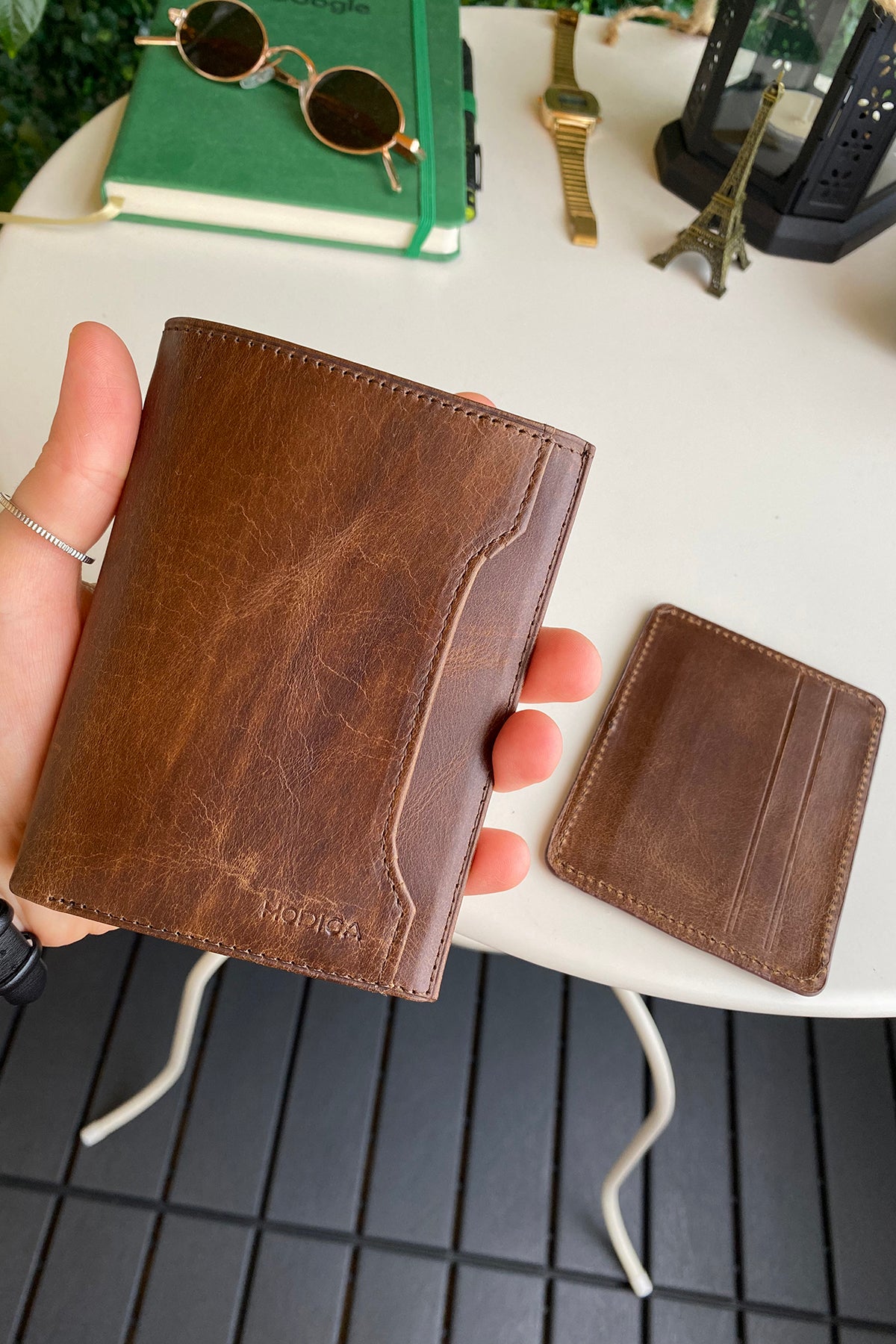 Oregon Genuine Leather Wallet featuring a removable card holder, showcasing its elegant design and multiple compartments.