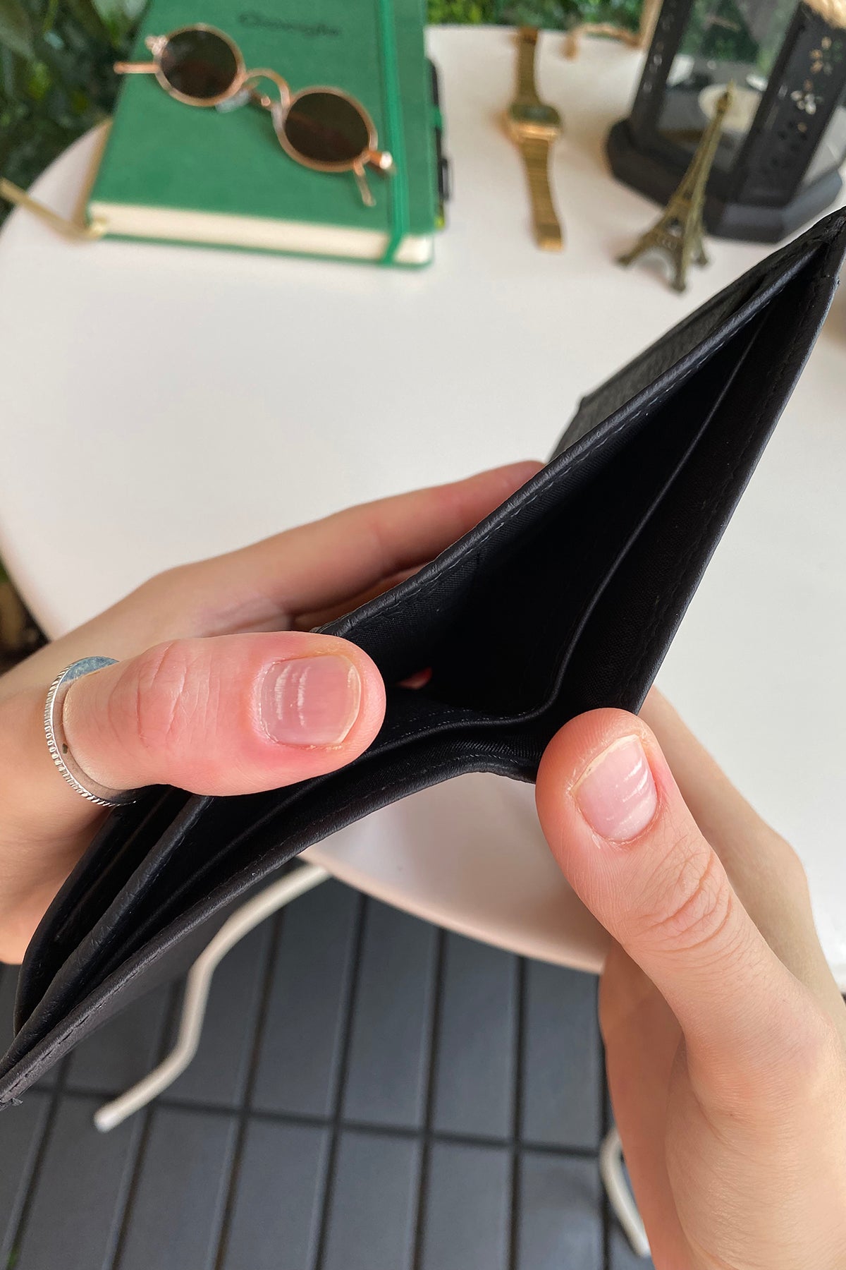 Oregon Genuine Leather Wallet featuring a removable card holder, showcasing its elegant design and multiple compartments.