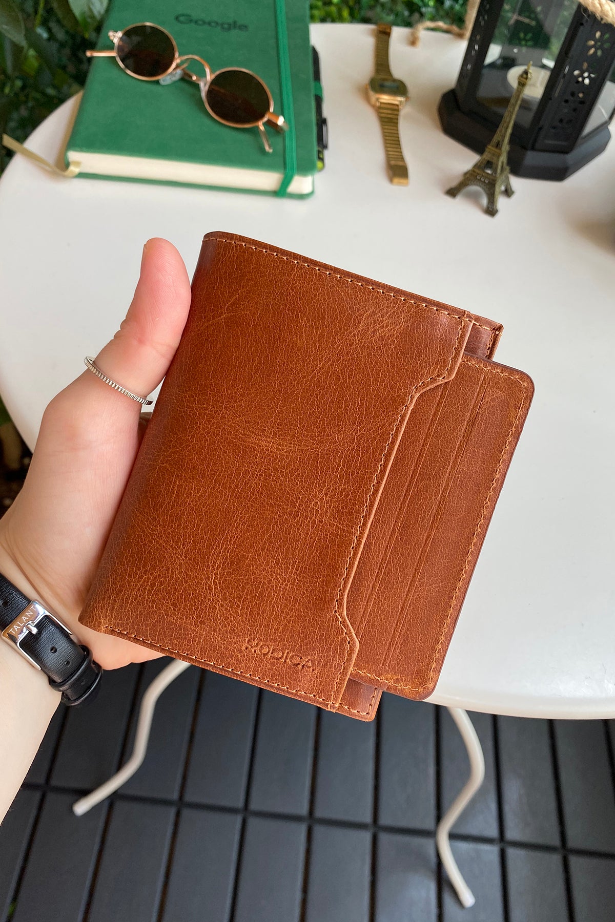 Oregon Genuine Leather Wallet featuring a removable card holder, showcasing its elegant design and multiple compartments.