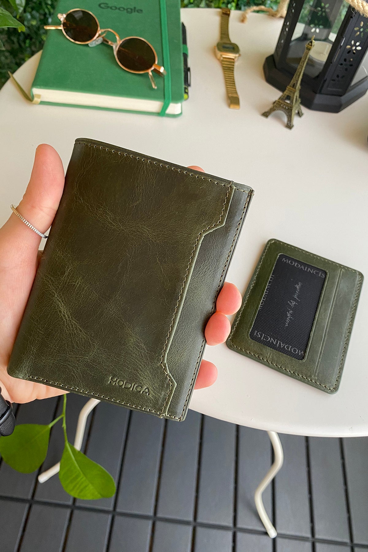 Oregon Genuine Leather Wallet featuring a removable card holder, showcasing its elegant design and multiple compartments.