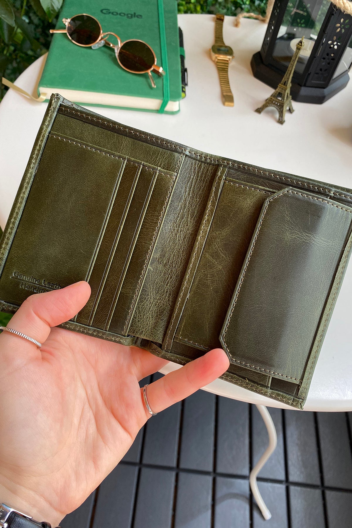 Oregon Genuine Leather Wallet featuring a removable card holder, showcasing its elegant design and multiple compartments.