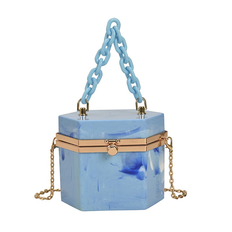 A stylish Portable Acrylic Box Shape Chain Messenger Bag featuring a clear acrylic body and a chic chain strap, perfect for trendy outings.