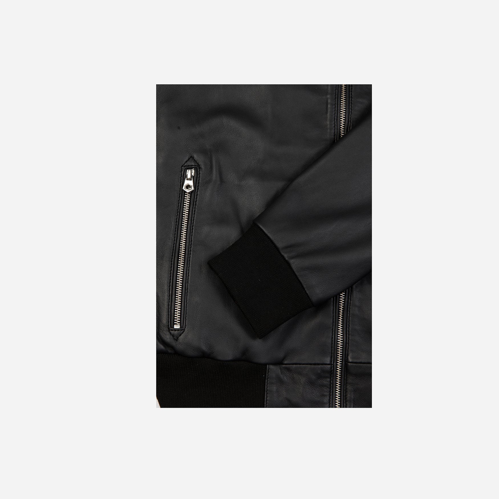 Reeves Men's Black Jacket, stylish and lightweight, perfect for summer and autumn wear.