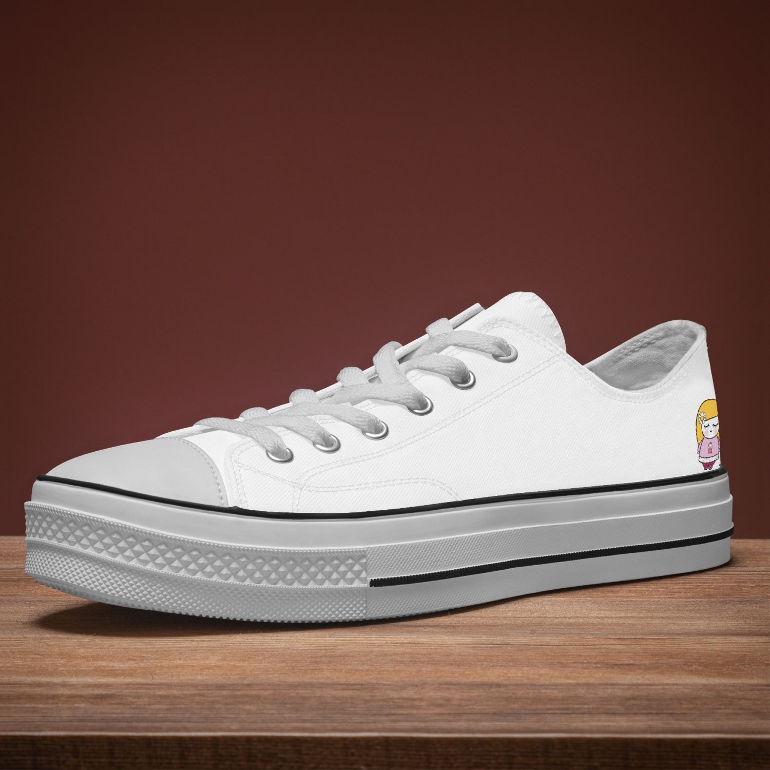 Sue Sue Sweet Low Canvas Shoes featuring a white sole, designed for unisex wear with a classic lace-up closure and durable materials.