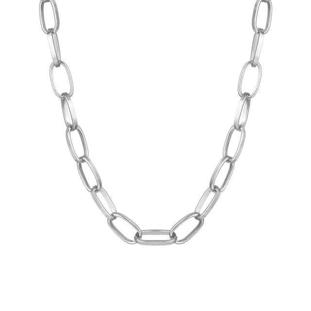 A stylish trendy paperclip necklace made of zinc alloy, featuring a modern geometric design perfect for women.