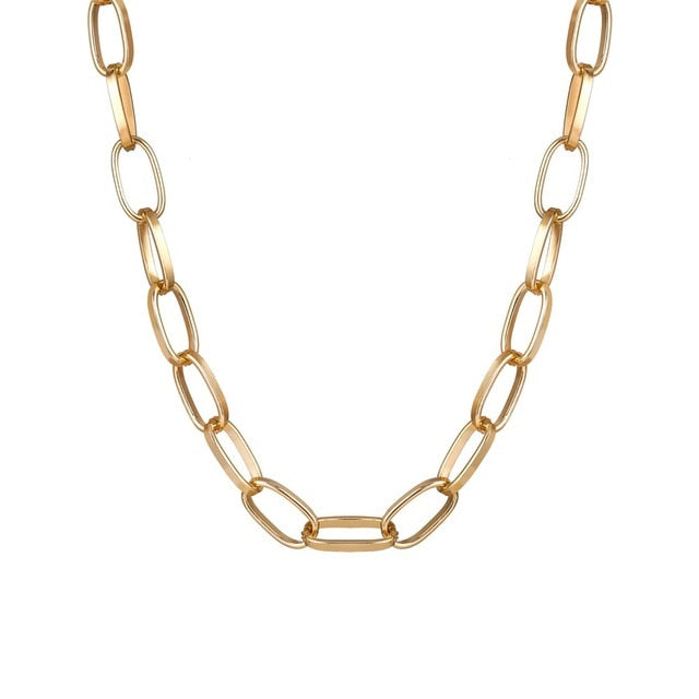 A stylish trendy paperclip necklace made of zinc alloy, featuring a modern geometric design perfect for women.