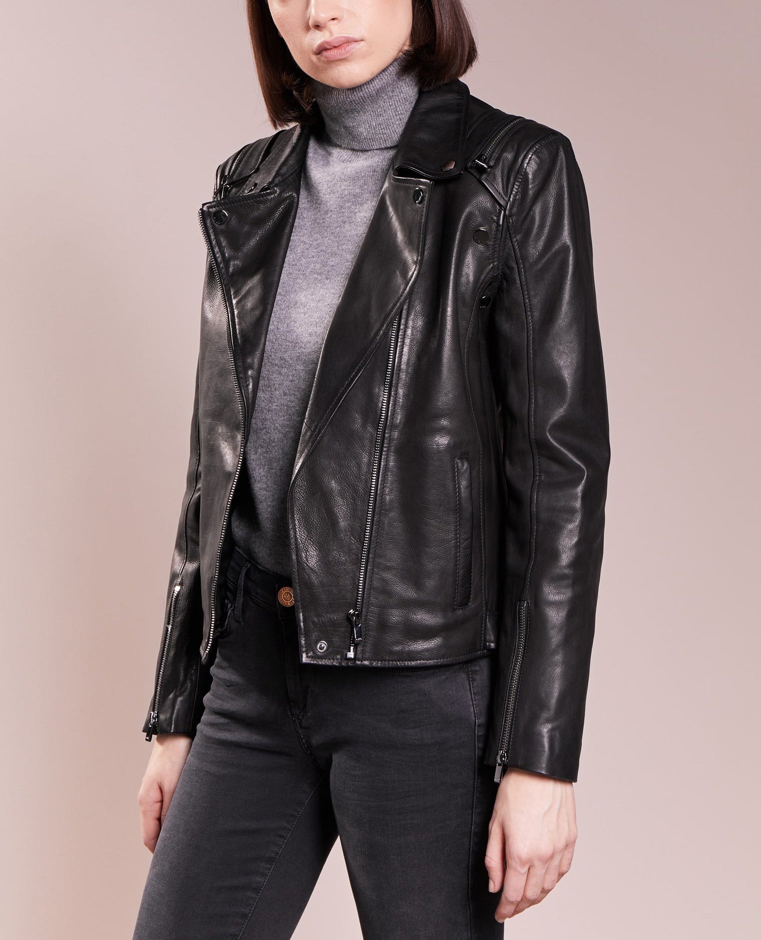 Women Real Lambskin Leather Biker Jacket KW249 featuring high-quality leather, YKK zipper, and satin lining, perfect for stylish motorcycle rides.