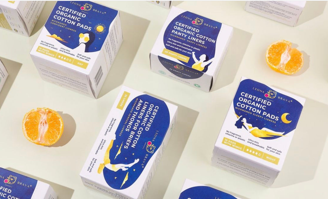 Full Moon Kit featuring Giorno, Notte, Salvaslip, and Salvaslip Dualform made from 100% organic cotton for sensitive skin.