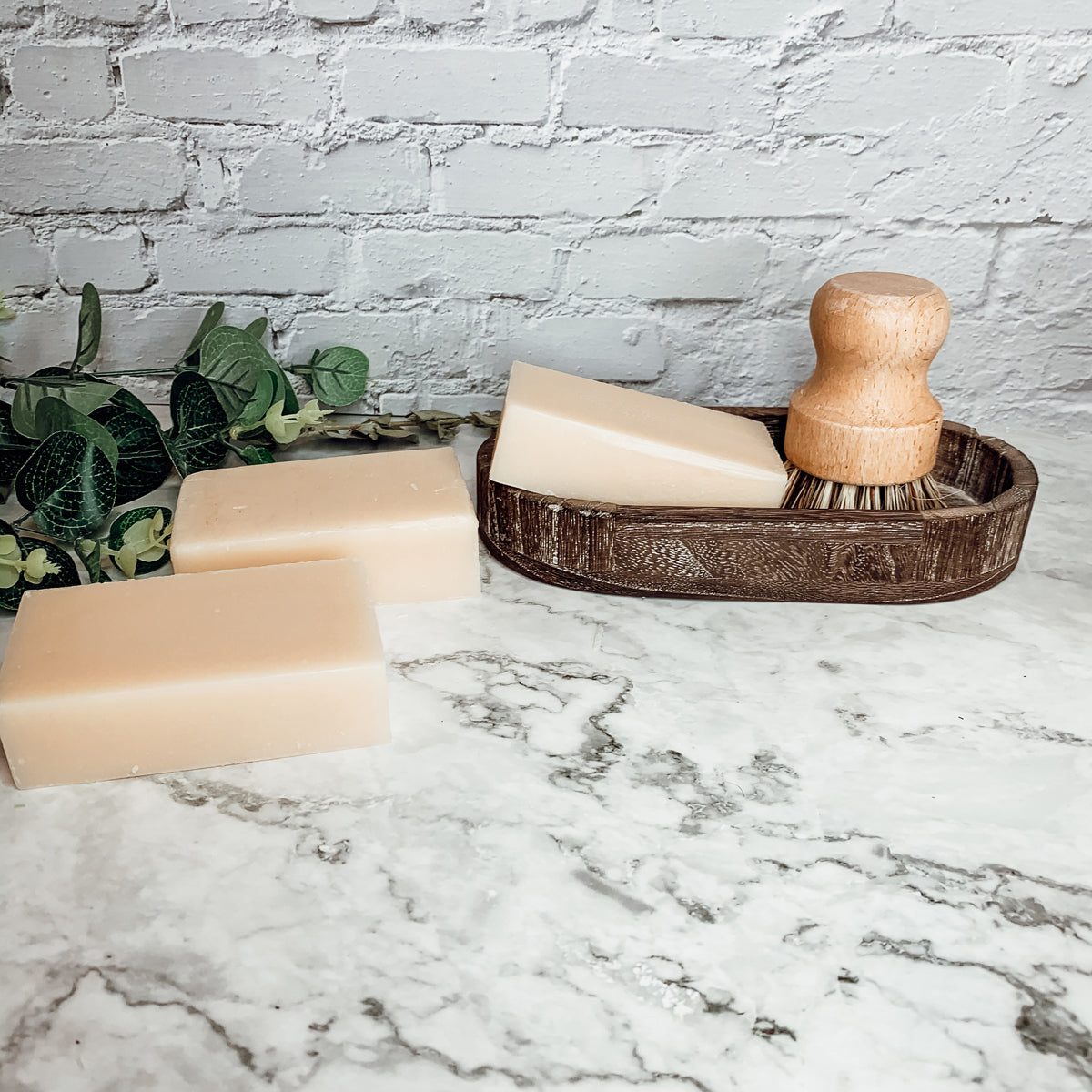 Ginger White Tea Aloe soap bar with natural ingredients, showcasing its unique design and texture.