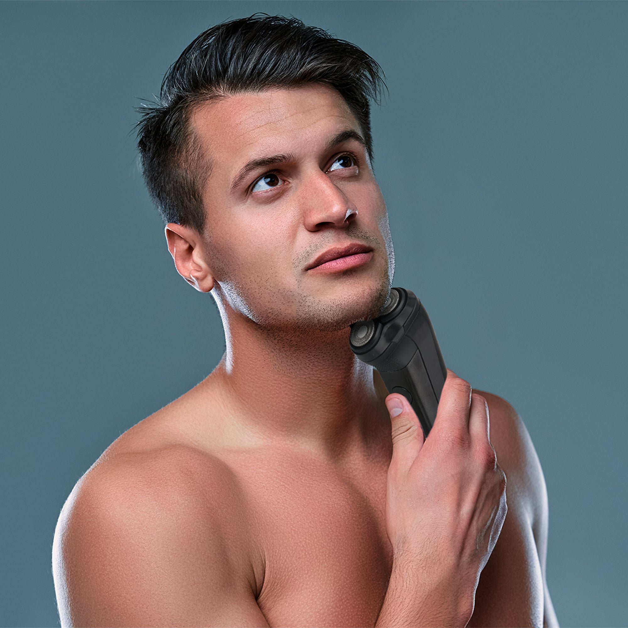 Mario Lopez Men's Rechargeable Electric Shaver with 3D floating blades and sleek design, perfect for a close shave.