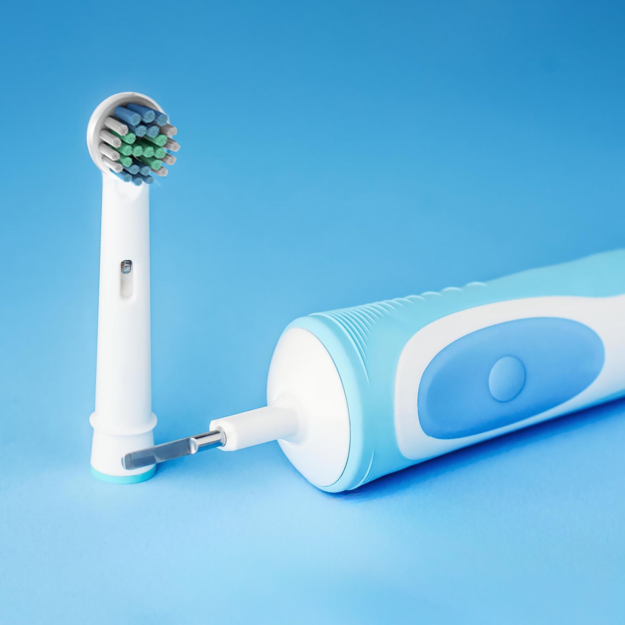 Pursonic 8 Pack Power Sensitive Replacement Brush Heads for Oral-B, featuring advanced bristle design for effective cleaning.