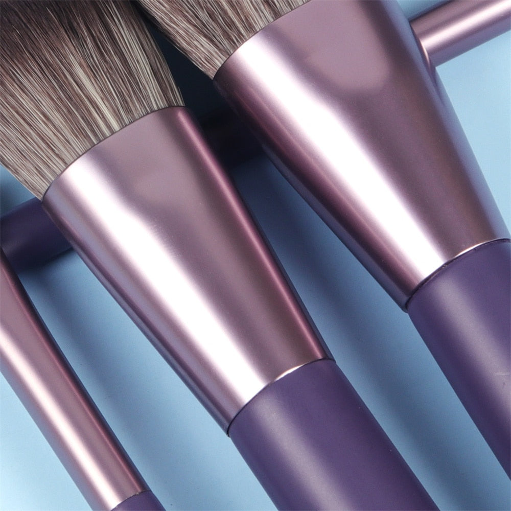 7PC Makeup Brush Set in a pink blush case, featuring high-quality nylon hair brushes with wood handles, perfect for makeup application.