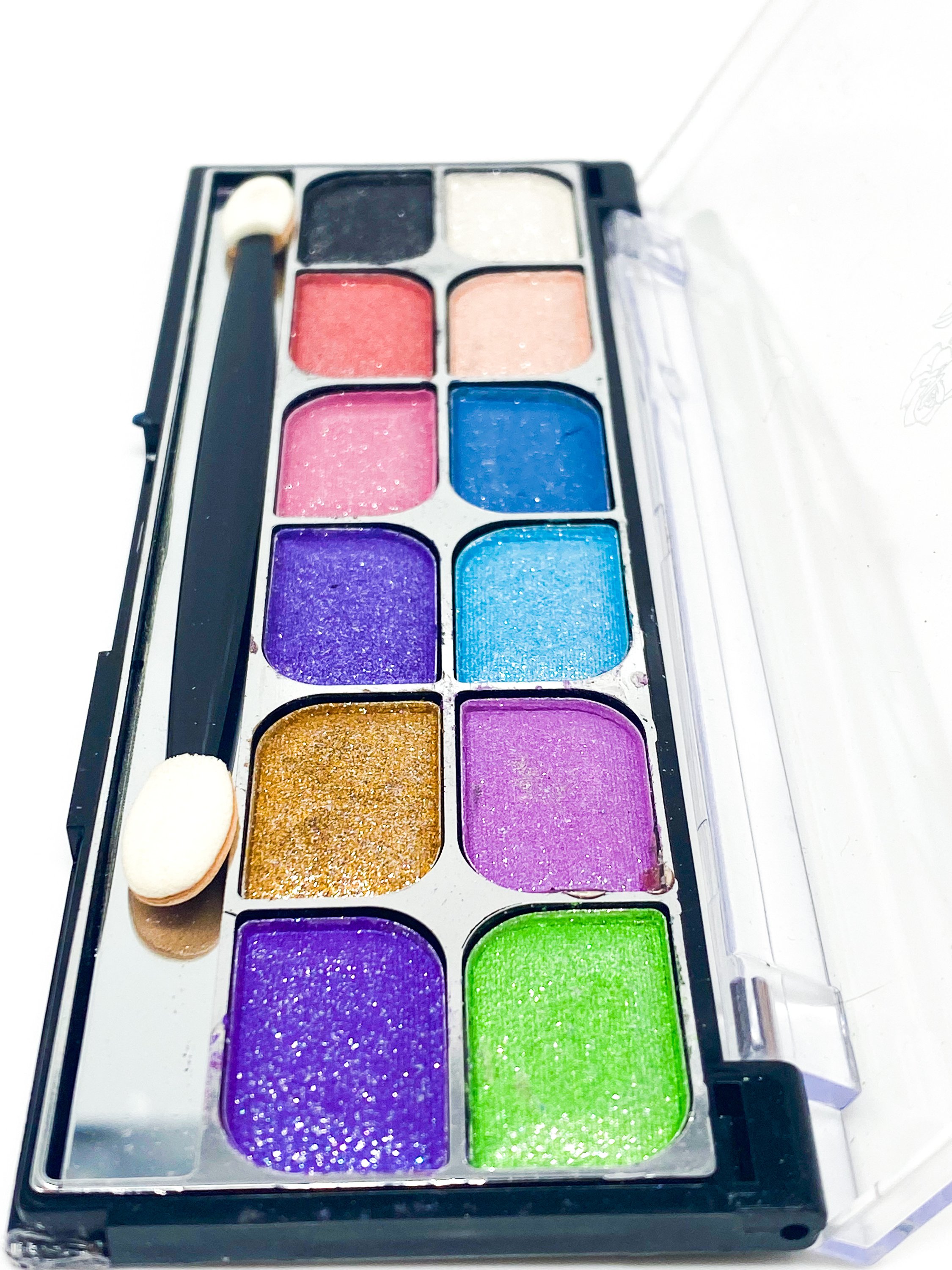 A vibrant 12 Rich Pigment Eye Shadow Palette featuring a variety of shimmering colors for versatile makeup looks.