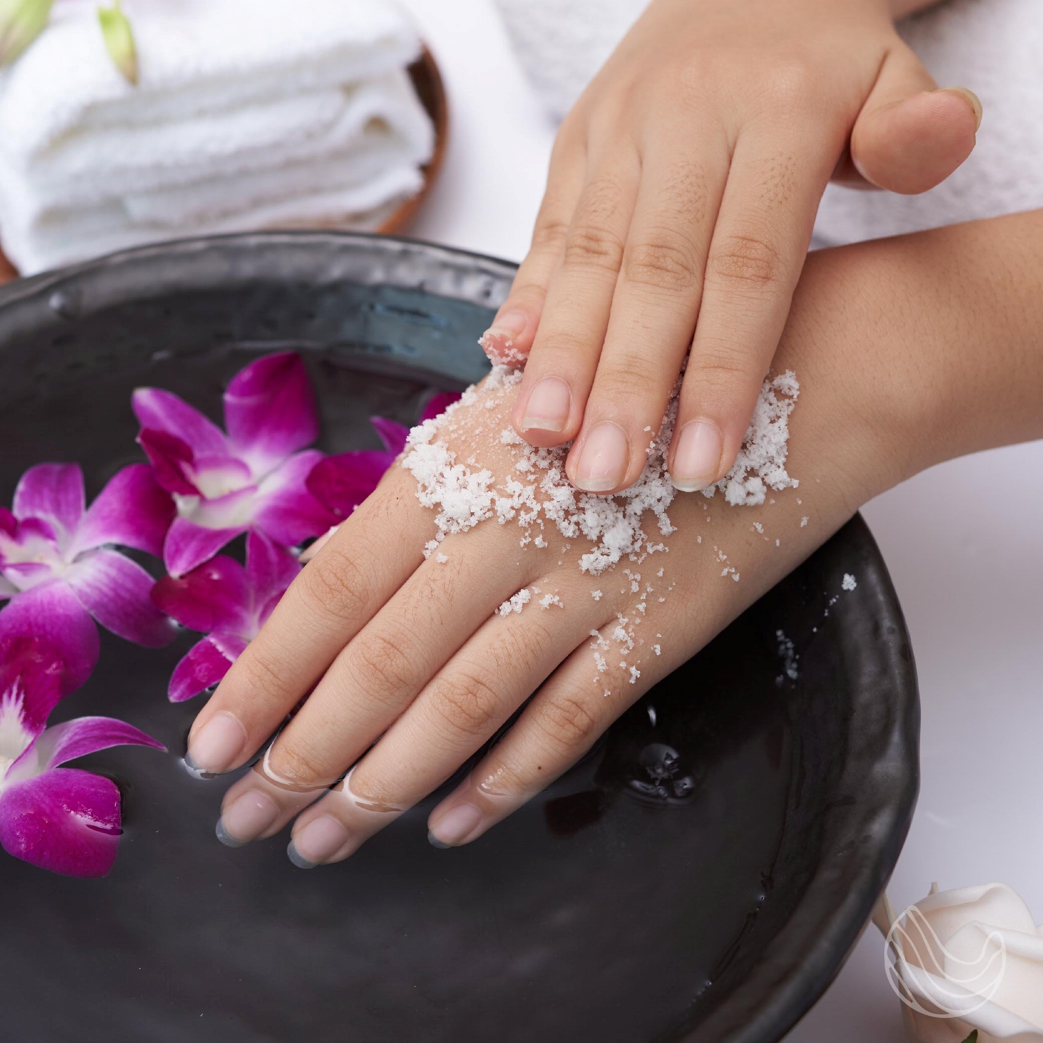 A pouch of Dead Sea Rose Bath Salt Soak with 21 minerals, showcasing its natural ingredients and therapeutic properties.