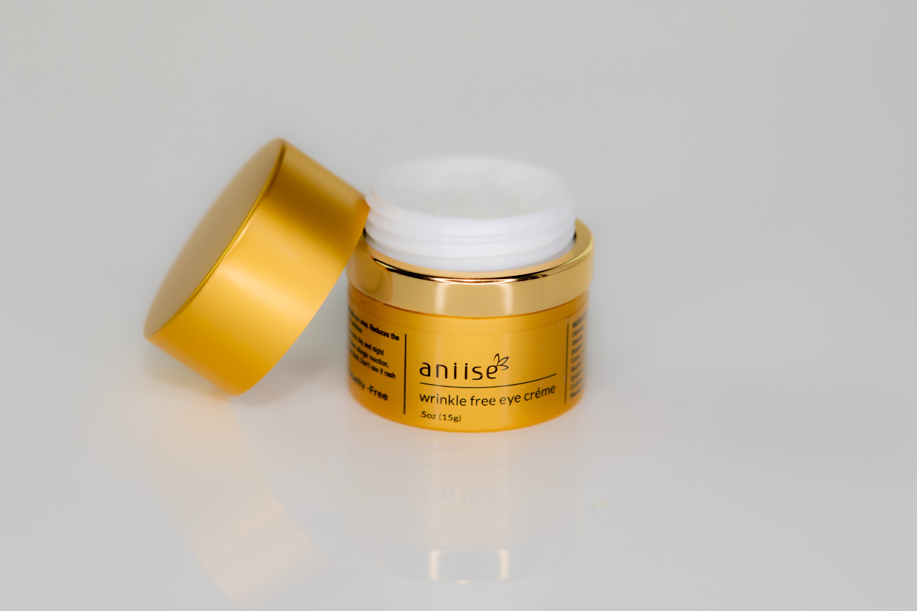 Gold wrinkle free eye crème