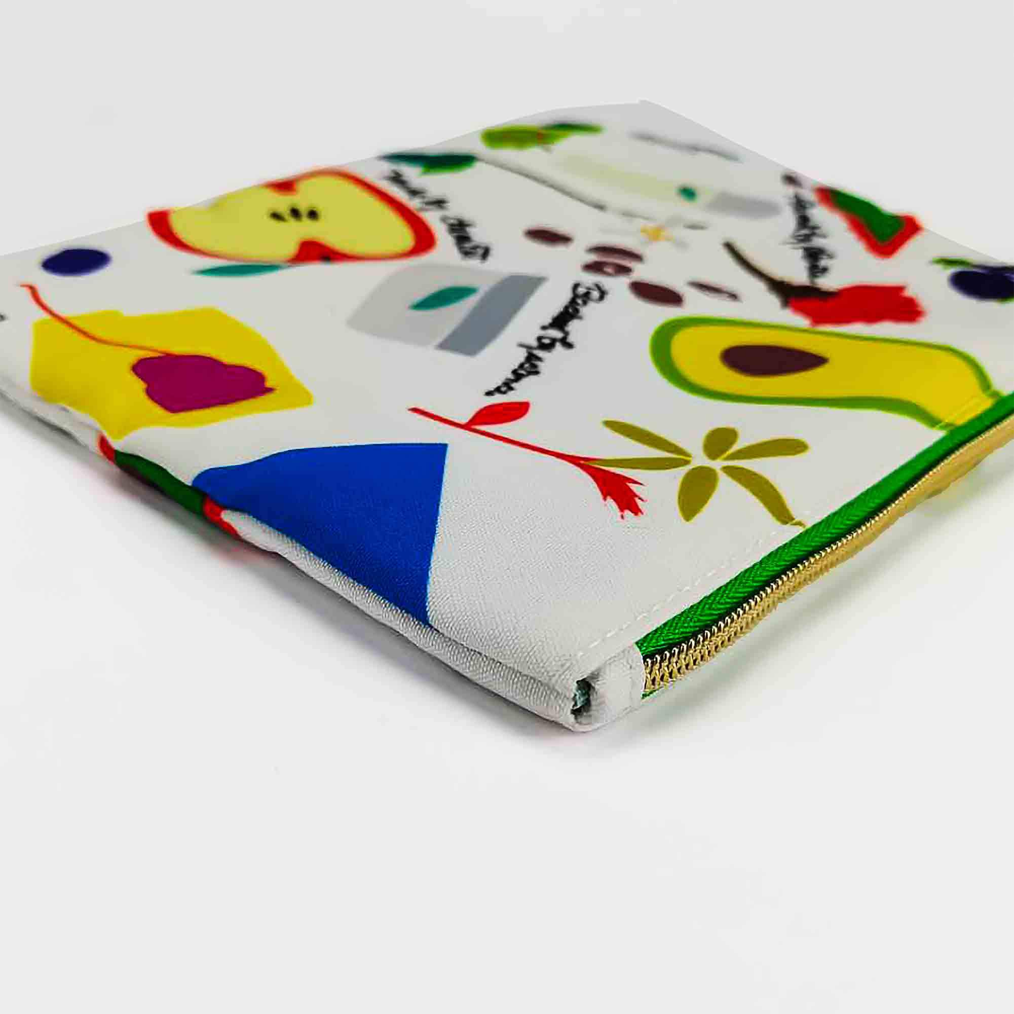 TRUPURE ORGANICS Botanical Beauty Bag featuring a vibrant botanical print, ideal for storing skincare and cosmetics securely.