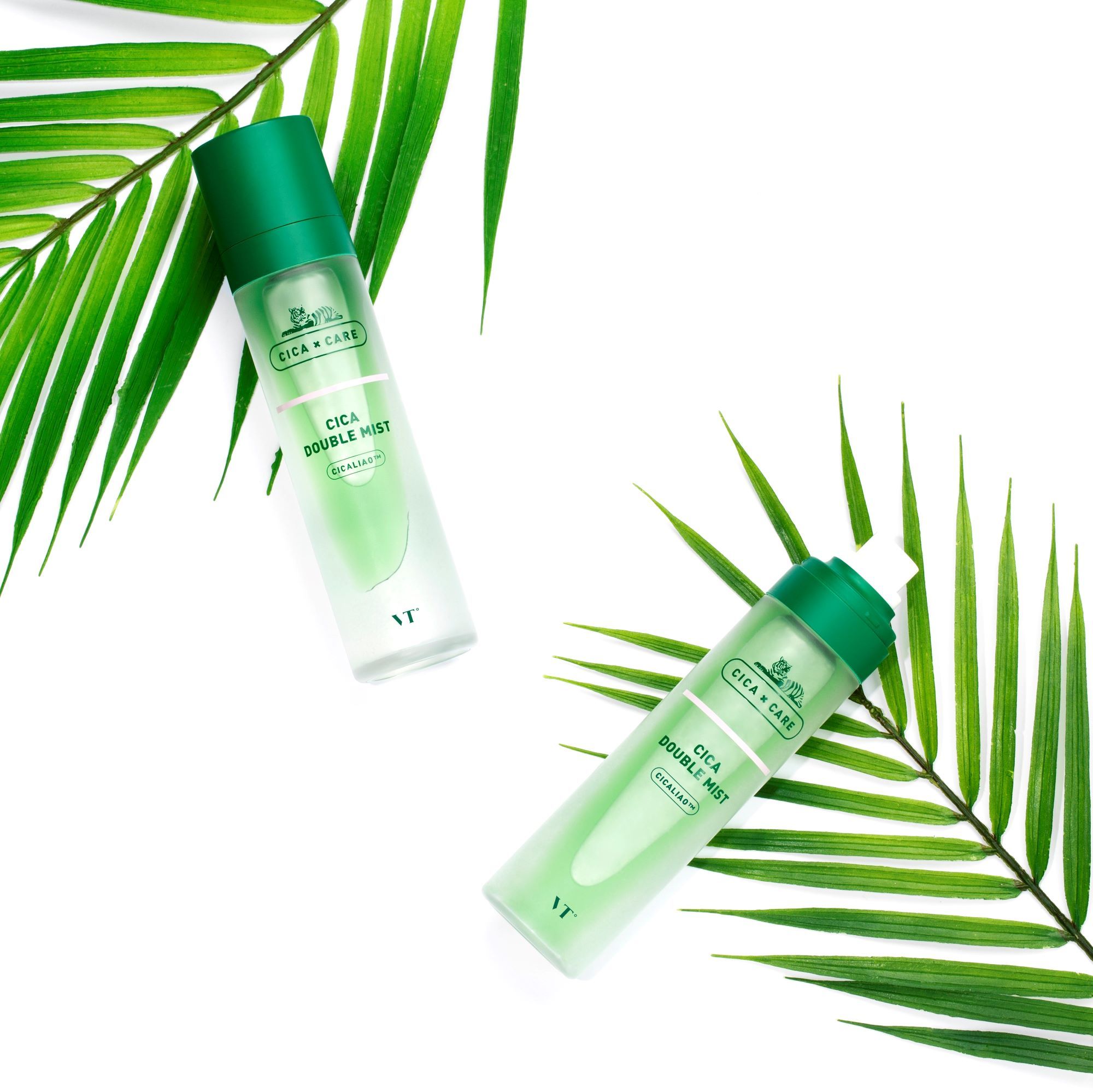 VT CICA Double Mist bottle with fine mist spray nozzle, designed for calming and hydrating sensitive skin.