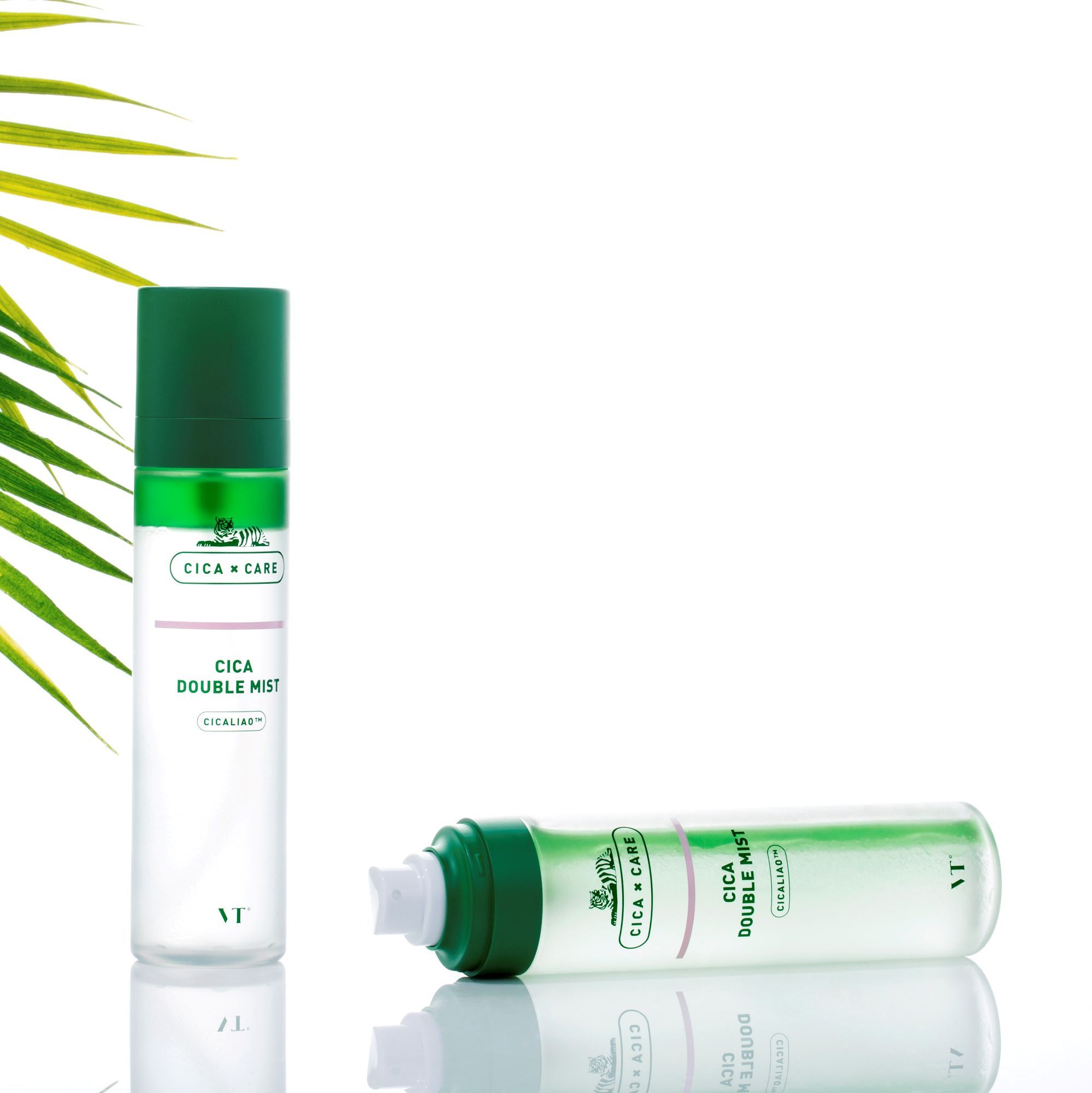 VT CICA Double Mist bottle with fine mist spray nozzle, designed for calming and hydrating sensitive skin.