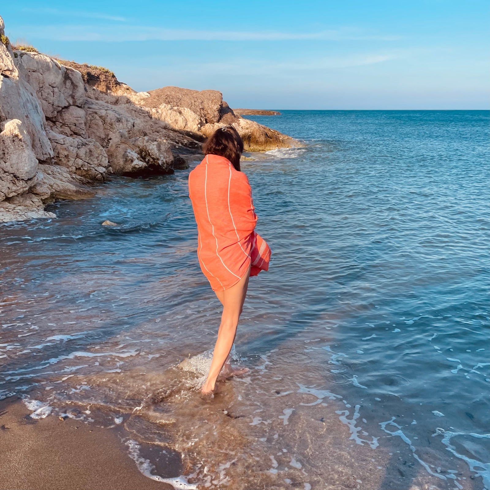 Coral 'BEACH PLEASE' embroidered Turkish towel, lightweight and sand-free, perfect for beach outings and versatile uses.