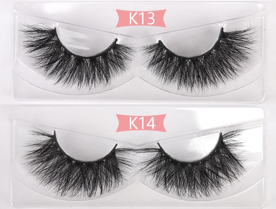 A collection of 100 pairs of luxurious 3D mink eyelashes, showcasing their thick and long design, perfect for dramatic eye looks.