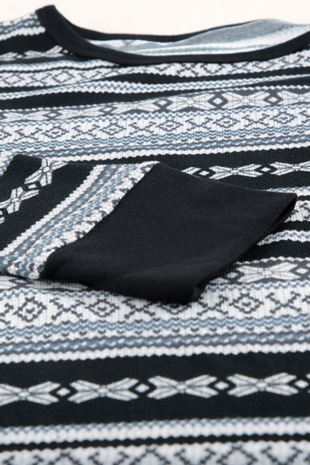 Gray Pink Christmas Pattern Print Long Sleeve Top and Skinny Pant set, featuring a stylish design perfect for festive lounging.