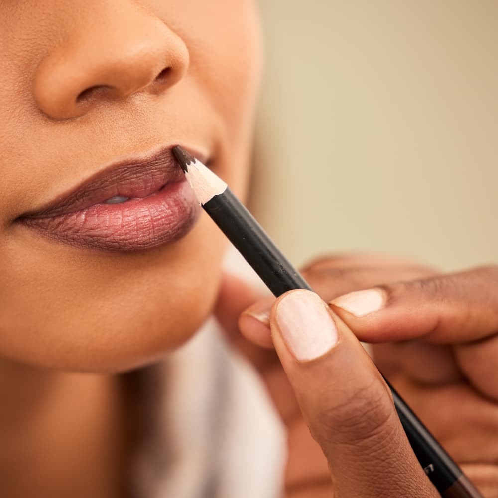 Irawo Beauty Lip Liner Pencil showcasing its sleek design and vibrant color options, perfect for defining lips.