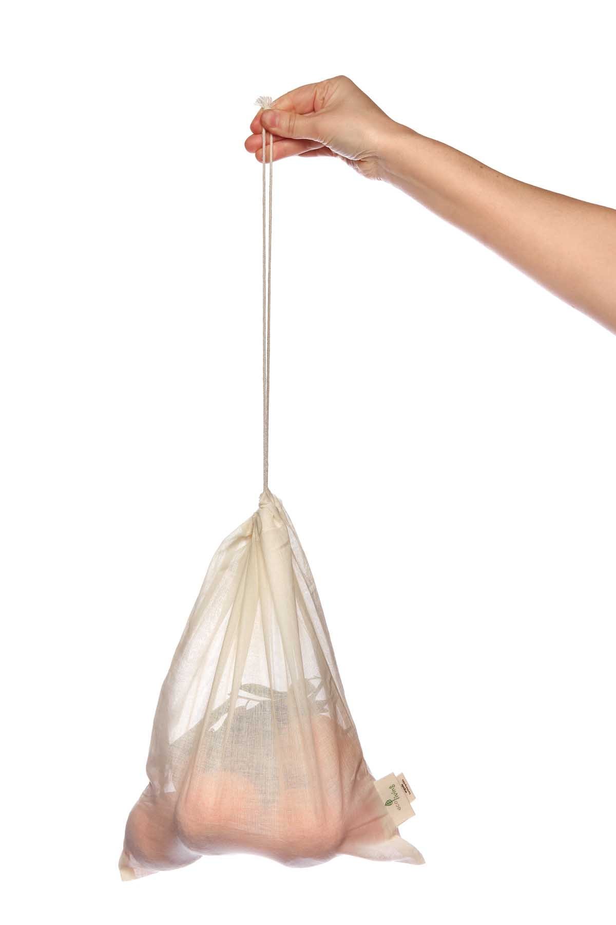 A set of Organic Fruit & Veg Lightweight Bags made from GOTS certified organic cotton, showcasing their breathable and eco-friendly design.