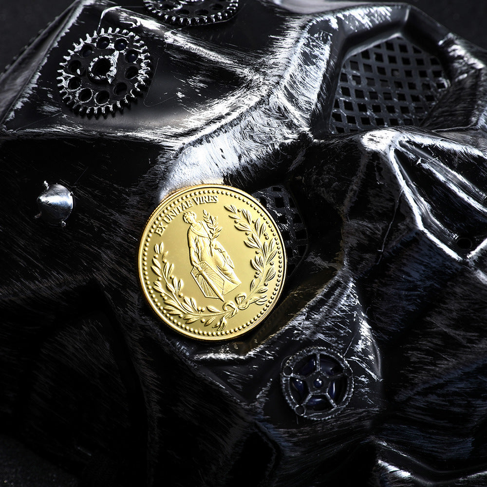Keanu Reeves Gold Coin featuring intricate design and high-quality copper material, perfect for collectors and fans.