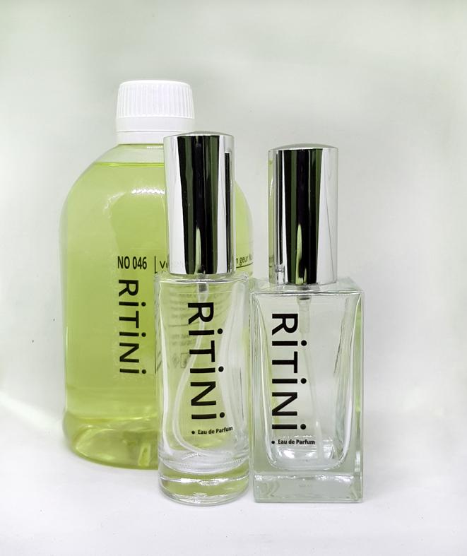 RiTiNi man 221 - ROMA PER UOMO fragrance in a stylish 500 ml bottle with two refillable perfume bottles.