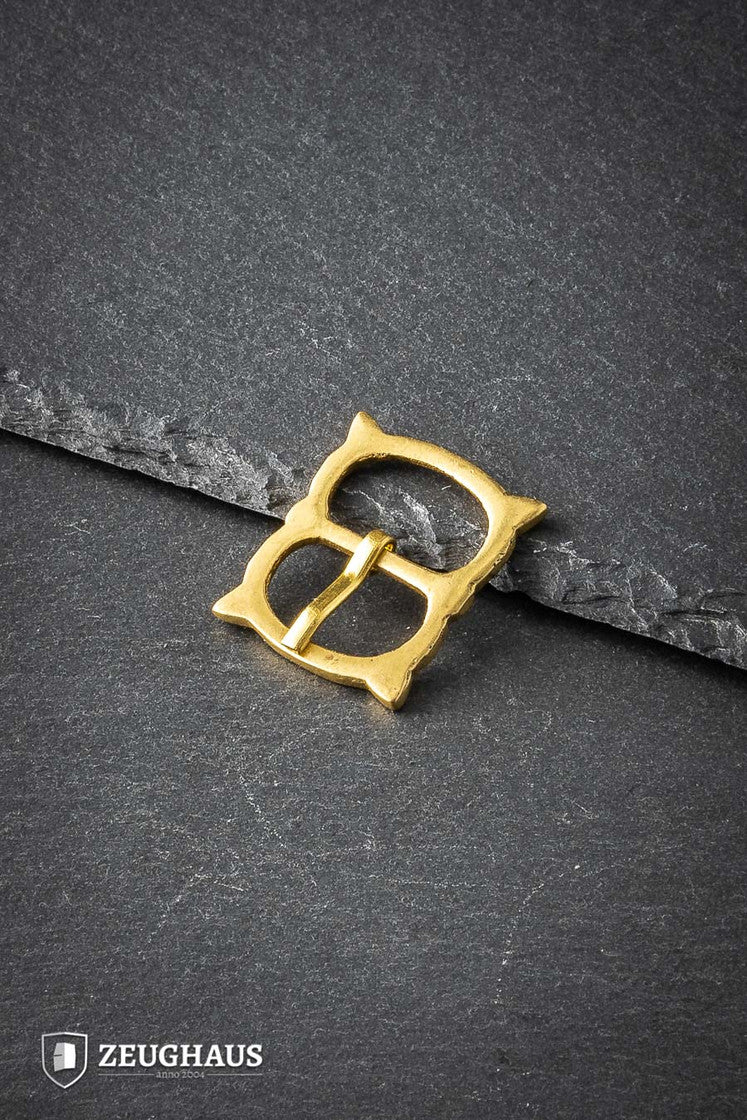 1350 -1500 brass buckle designed for straps up to 20 mm, featuring a sleek design and durable construction.