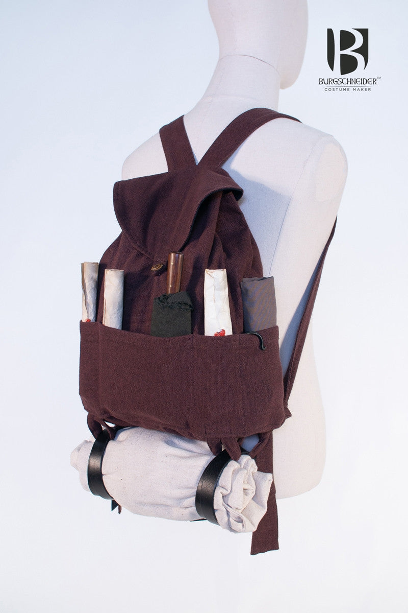 Capsus Brown Backpack made of 100% cotton, featuring adjustable straps and functional loops for gear attachment, ideal for LARP and historical events.