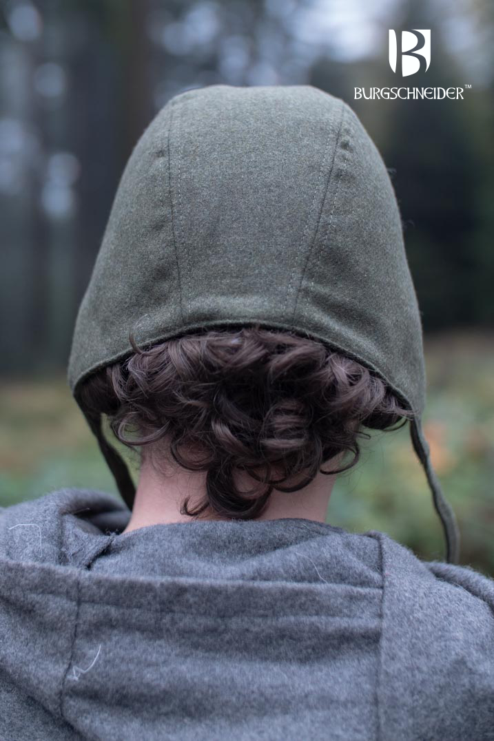 Olive green medieval bundling hood made of wool blend, featuring drawstrings for adjustment, ideal for LARP and festivals.