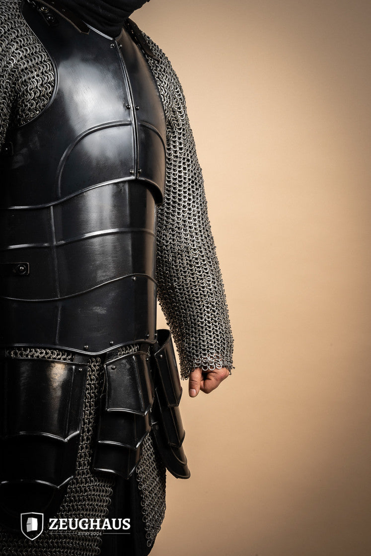 Cuirass Champion Burnished armor featuring a complete breast and back design with leather straps and flanged edges for enhanced safety.