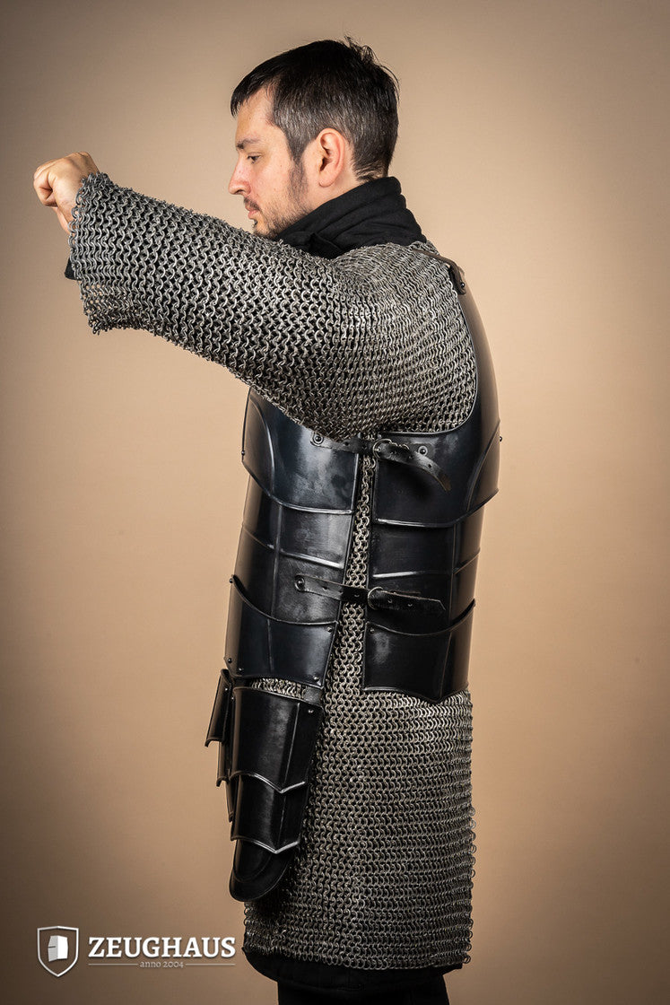 Cuirass Champion Burnished armor featuring a complete breast and back design with leather straps and flanged edges for enhanced safety.