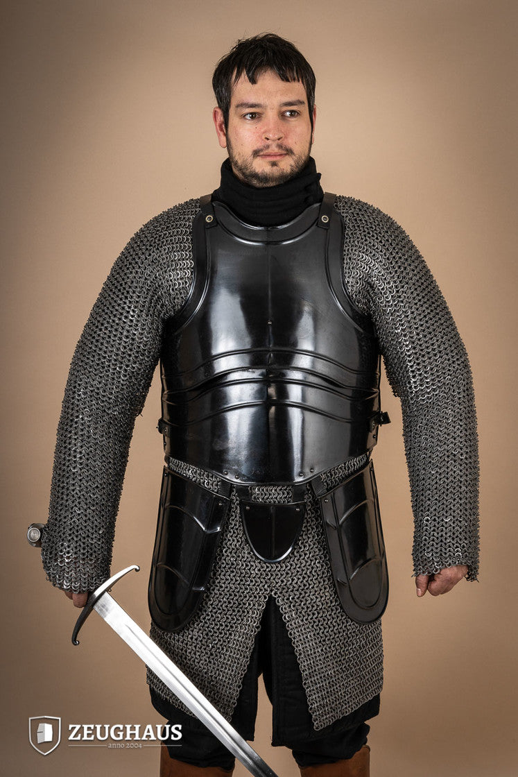 Cuirass Warrior with Tassets Burnished, featuring adjustable straps, black steel construction, and protective flanged edges.