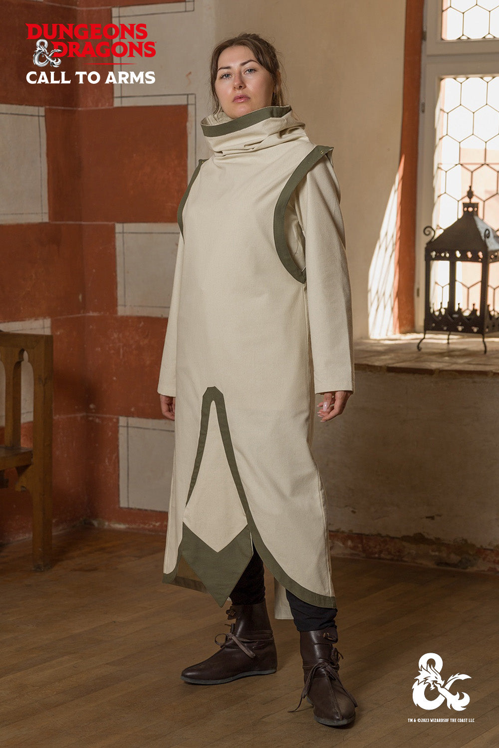 Dungeons & Dragons Cleric Tabard in Natural and Seaweed colors, featuring a tube collar and contrasting hem.