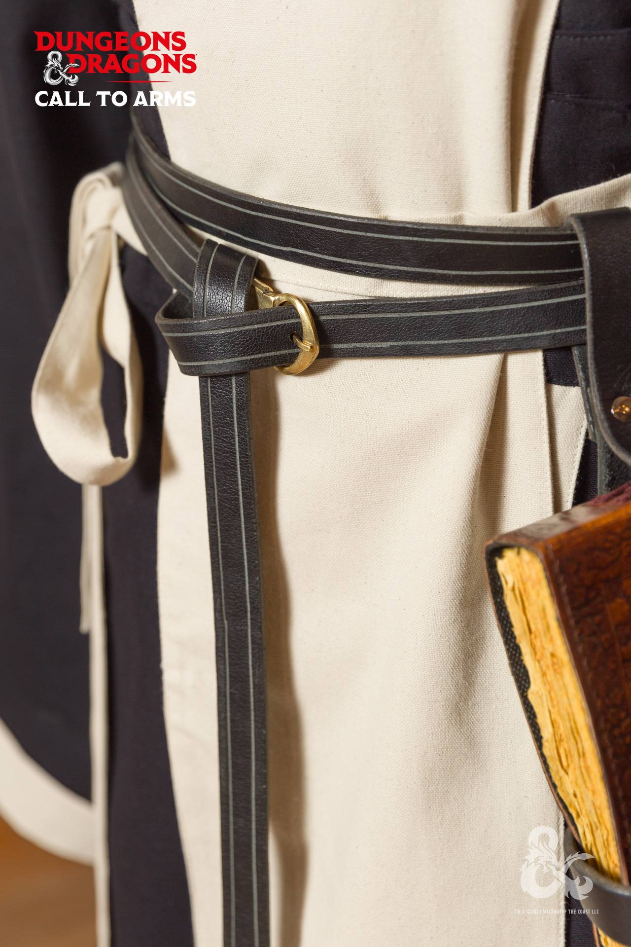 Dungeons & Dragons Double Leather Belt in Black featuring a gold buckle, showcasing its stylish design and durability.