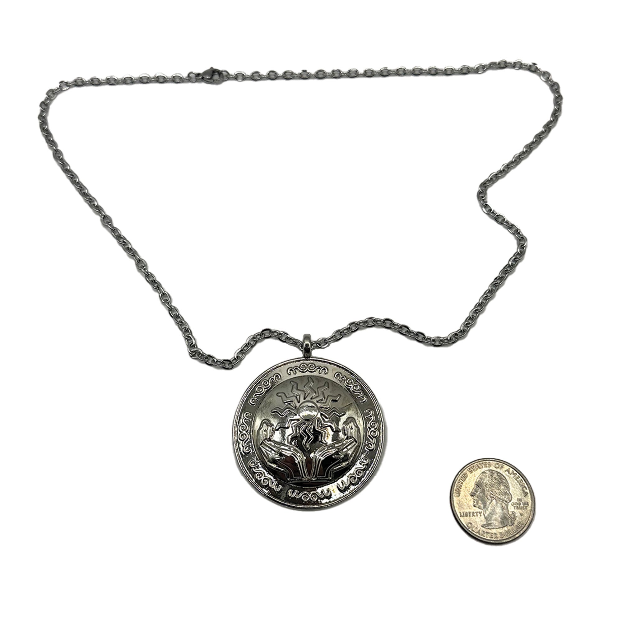 Dungeons & Dragons Amulet of Health, a beautifully crafted jewelry piece enhancing Constitution to 19.