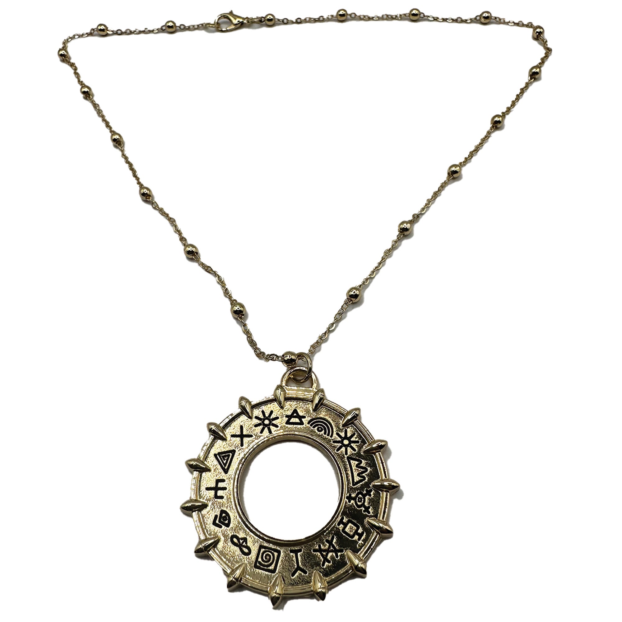 A beautifully crafted Amulet of the Planes featuring intricate designs, perfect for Dungeons & Dragons fans.