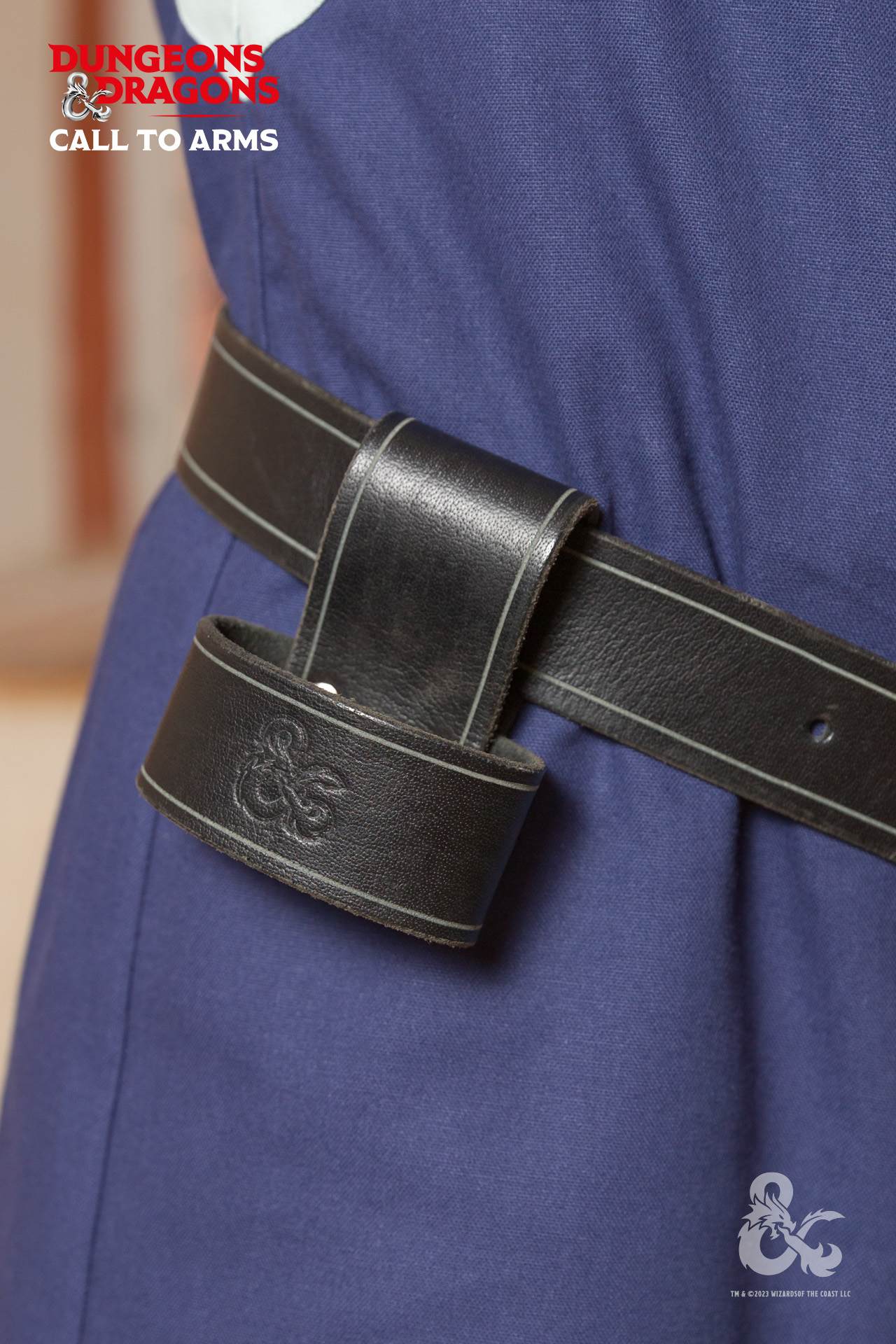 Dungeons & Dragons Weapon Holder in black leather, designed to carry bulky weapons like maces and axes, attached to a belt.