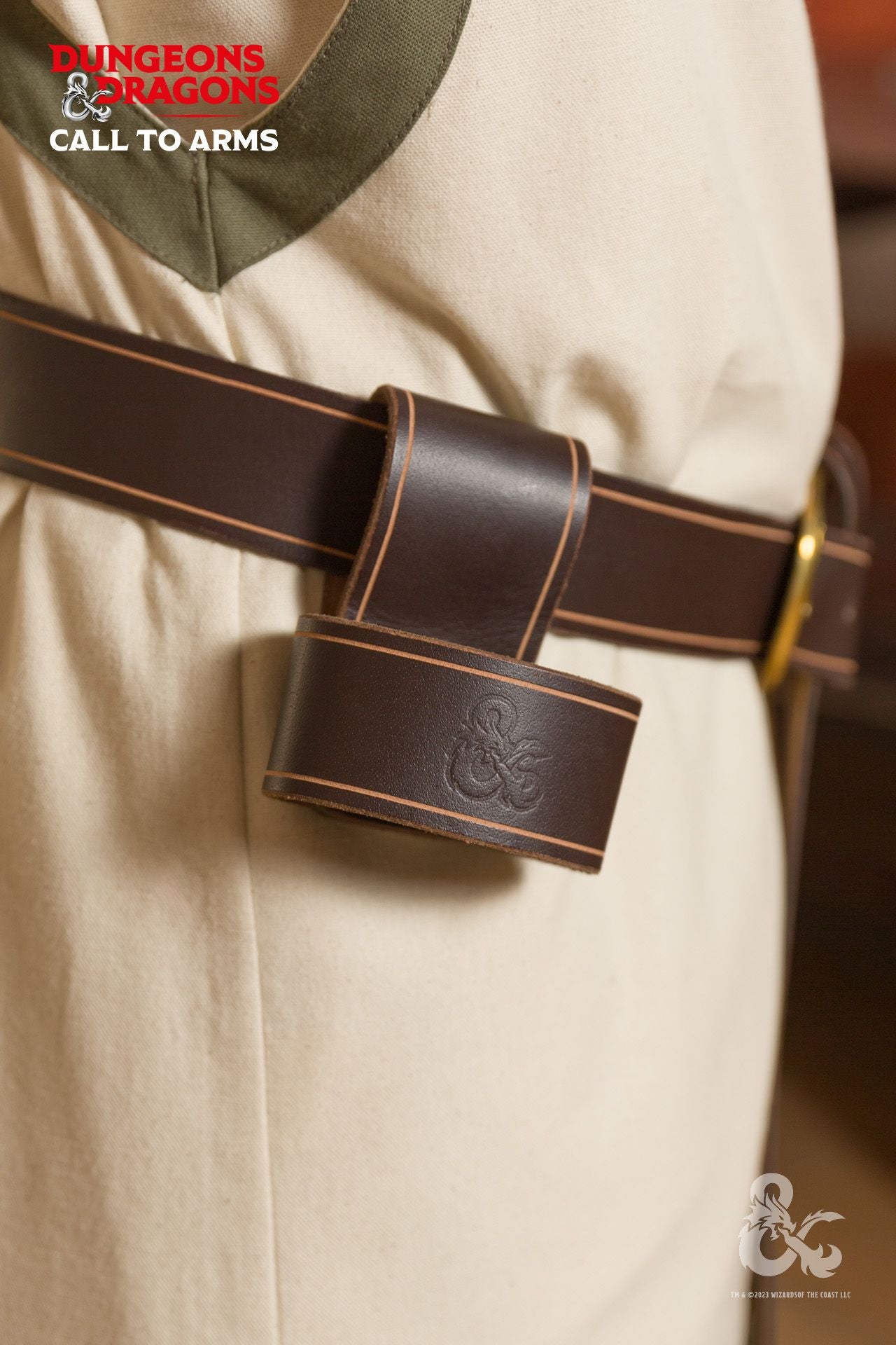 Dungeons & Dragons Weapon Holder in rustic brown leather, designed for securely holding maces and axes, attached to a belt.