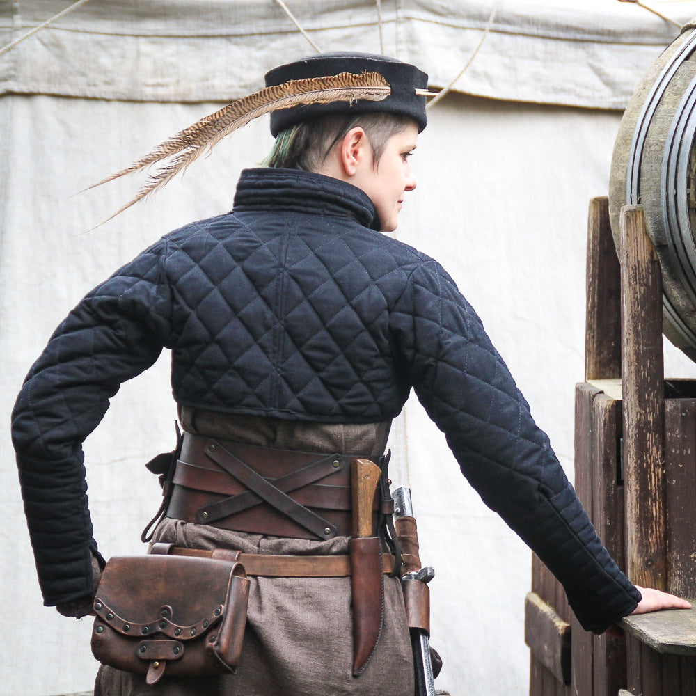 Gambeson Drachenstein Black short jacket with diamond quilting, perfect for fantasy costumes and layering over armor.