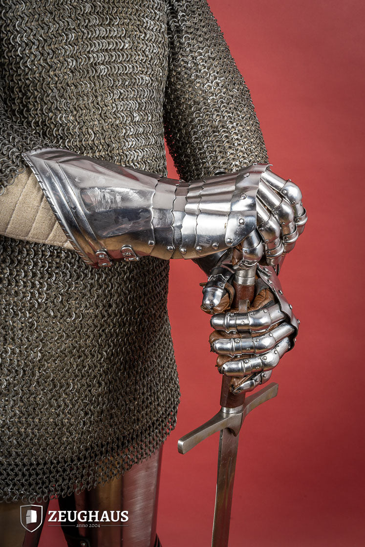 15th Century German Gauntlets made of 1.2mm polished steel with ornate designs and leather gloves.