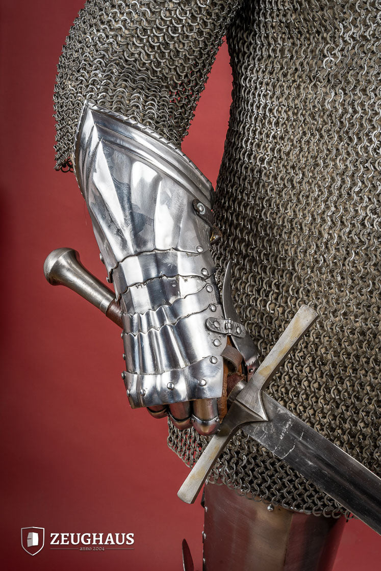 15th Century German Gauntlets made of 1.2mm polished steel with ornate designs and leather gloves.