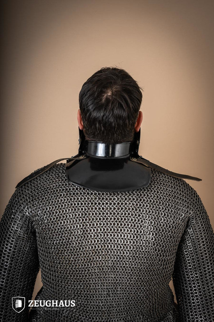 Gorget with Bevor made of 1.6 mm burnished steel, featuring crimped edges and leather straps, designed for historical reenactment.